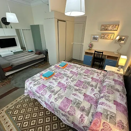 Roger Bed & Breakfast *